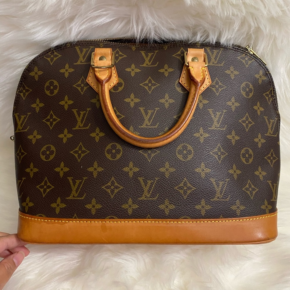 💯% Authentic LUIS VUITTON ALMA